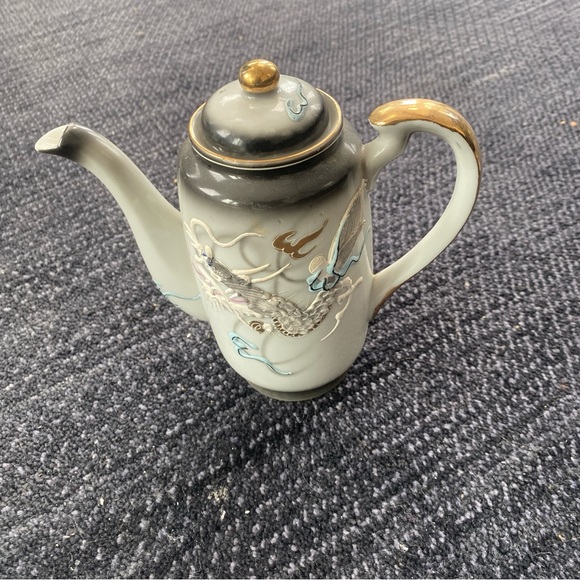 ⭐️ Japanese 16 pcs Moriage Dragonware Tea Set⭐️ - Picture 7 of 9